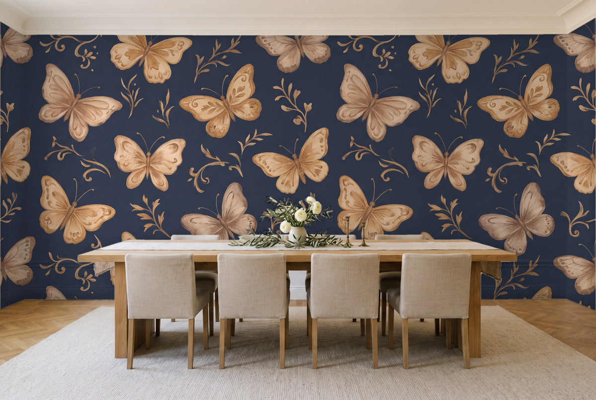 Chusan, Lapis in a dining room