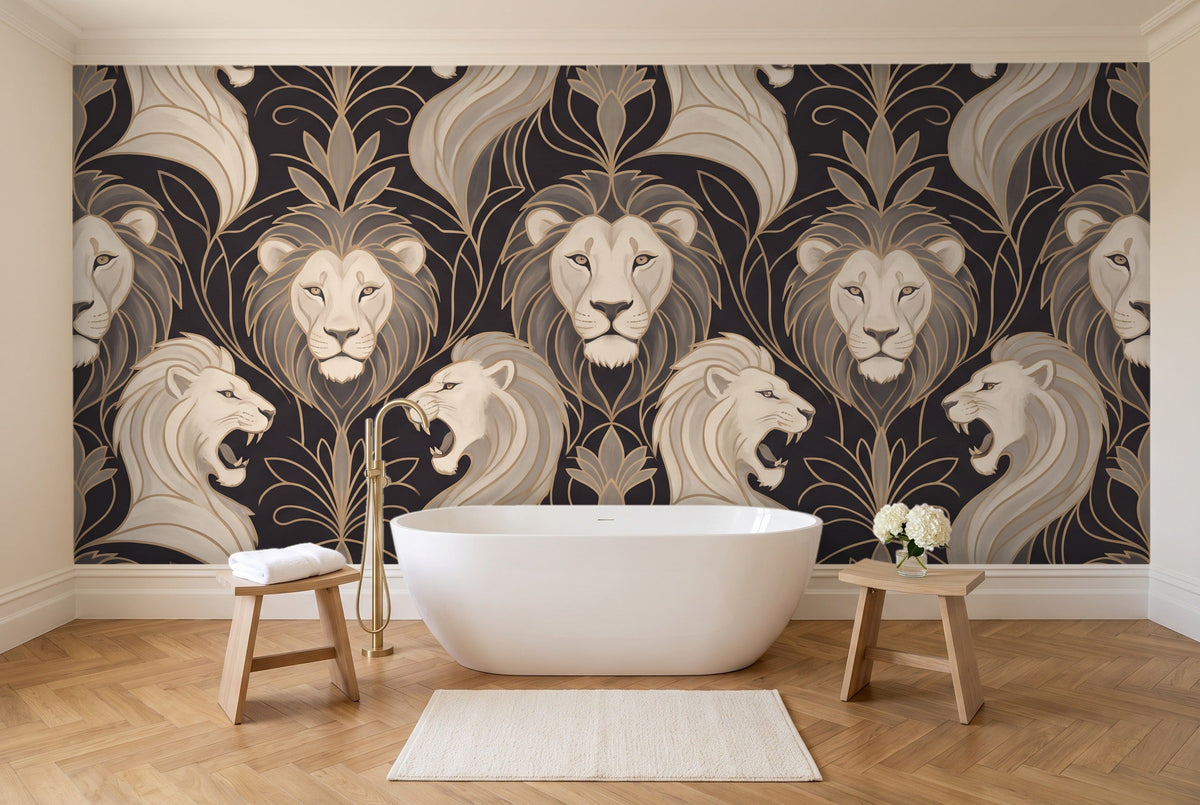 Alexandrine, Onyx in a bathroom