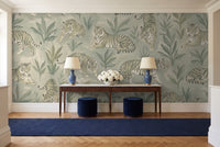 Shere, Fern in an entryway